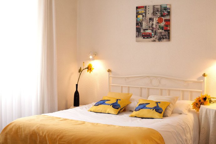 Imagen de la habitación del Hotel de Lorraine, LONGUYON. Foto 18