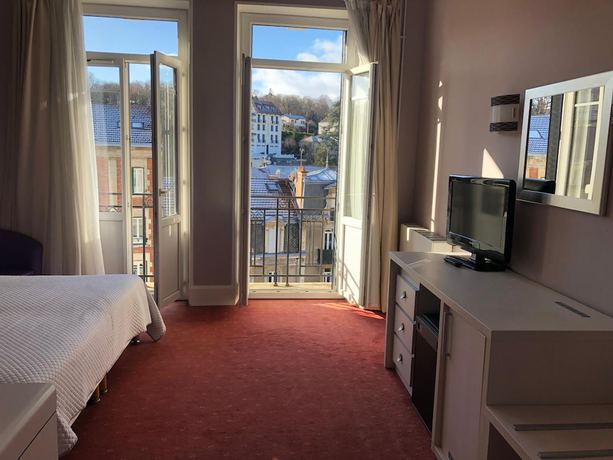 Imagen de la habitación del Hotel de Paris, CHATEL GUYON. Foto 18
