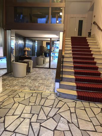 Imagen de los interiores del Hotel de Paris, CHATEL GUYON. Foto 20