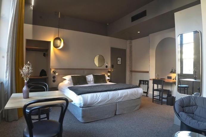 Imagen de la habitación del Hotel de l\'Abbaye, Lyon. Foto 5
