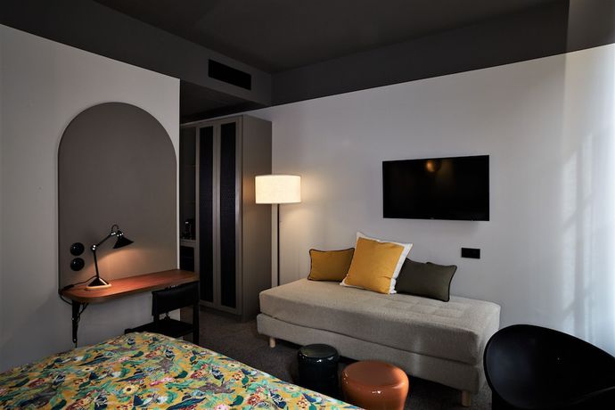 Imagen de la habitación del Hotel de l\'Abbaye, Lyon. Foto 9