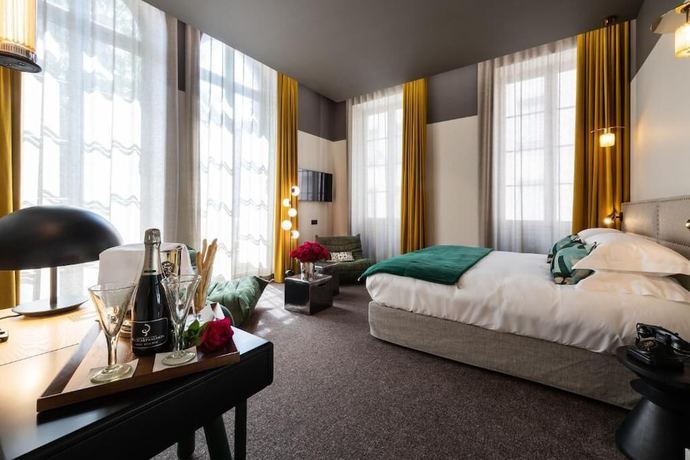 Imagen de la habitación del Hotel de l\'Abbaye, Lyon. Foto 13