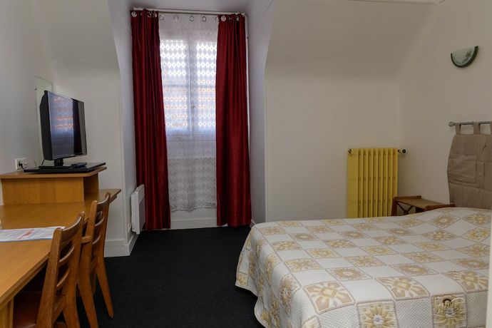 Imagen de la habitación del Hotel de la Cloche. Foto 9