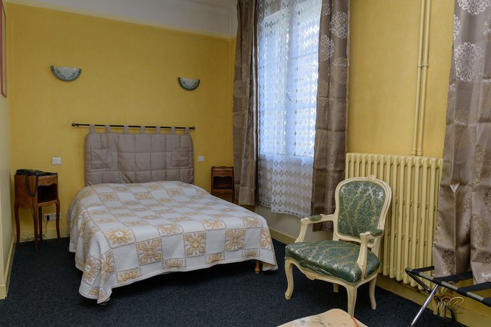Imagen de la habitación del Hotel de la Cloche. Foto 12