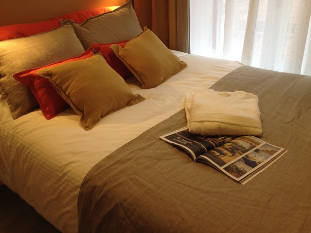 Imagen de la habitación del Hotel de la Croix Rousse. Foto 6