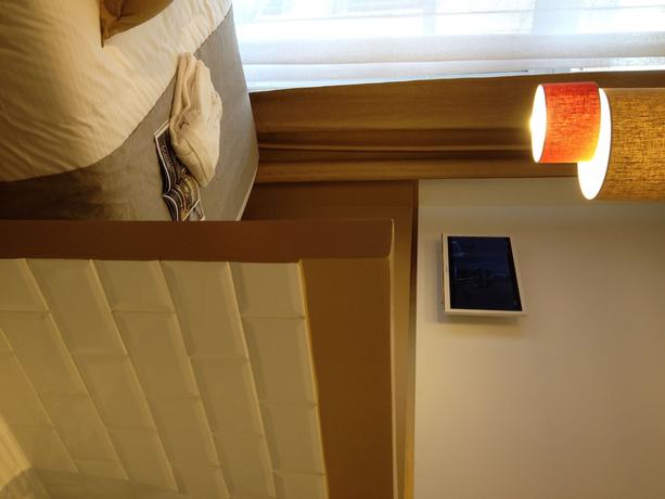 Imagen de la habitación del Hotel de la Croix Rousse. Foto 13