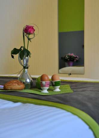 Imagen de la habitación del Hotel de la Croix Rousse. Foto 14