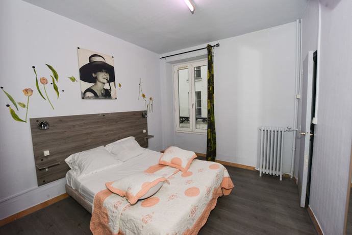 Imagen de la habitación del Hotel de la Poste. Foto 9