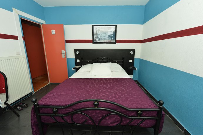 Imagen de la habitación del Hotel de la Poste. Foto 12