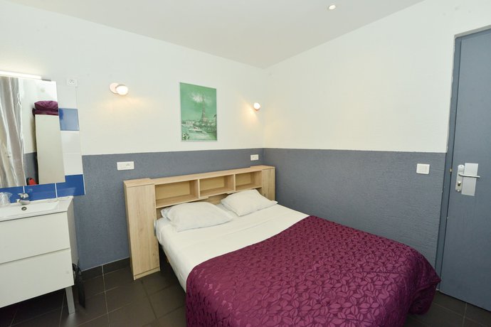 Imagen de la habitación del Hotel de la Poste. Foto 13