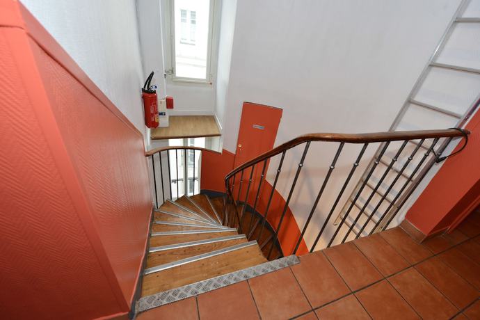 Imagen de los interiores del Hotel de la Poste, Montmartre-Sacr&eacute; Coeur. Foto 19