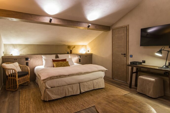 Imagen de la habitación del Hotel de la Roche. Foto 15