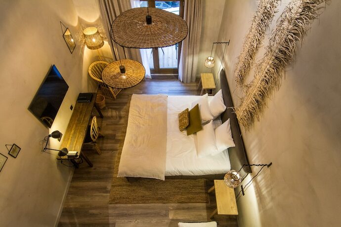 Imagen de la habitación del Hotel de la Roche. Foto 18