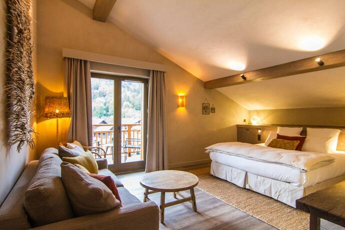 Imagen de la habitación del Hotel de la Roche. Foto 19