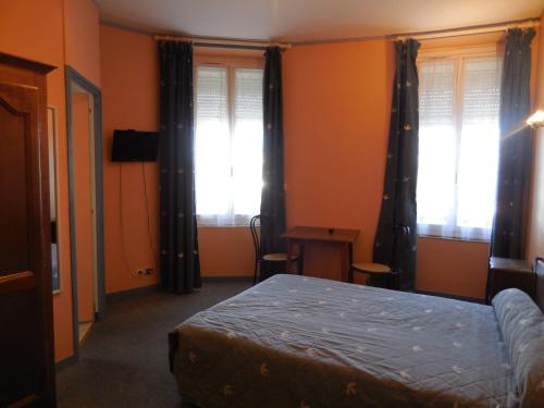 Imagen de la habitación del Hotel de la gare, Cosne-Cours-sur-Loire. Foto 6