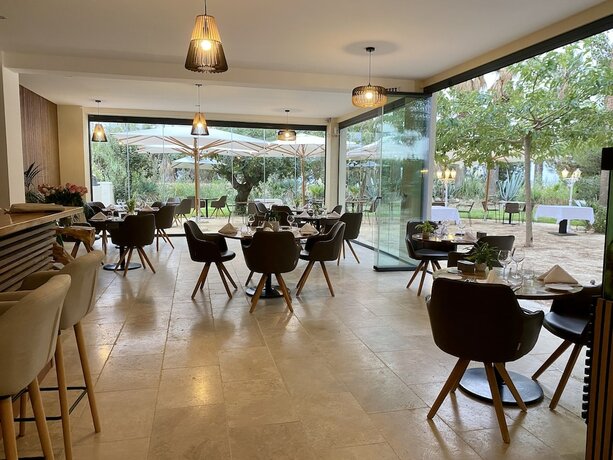 Imagen general del Hotel de la mer &ndash; Restaurant Tom Cariano. Foto 7