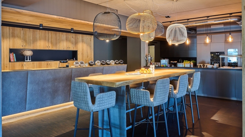 Imagen de los interiores del Hotel der Einrichter. Foto 16