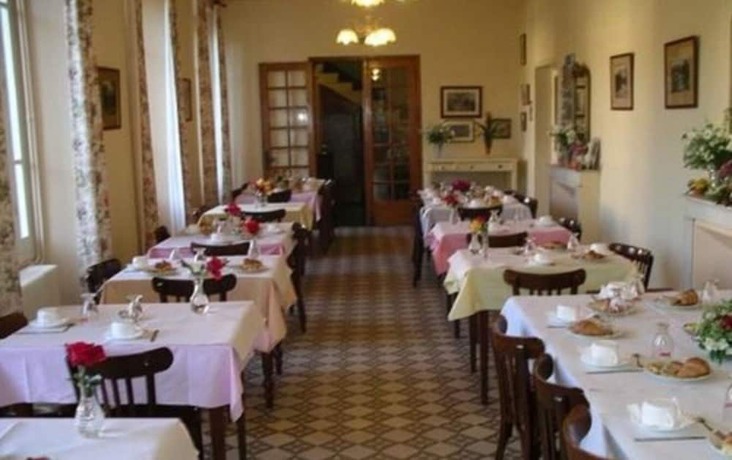 Imagen del bar/restaurante del Hotel des Touristes. Foto 8