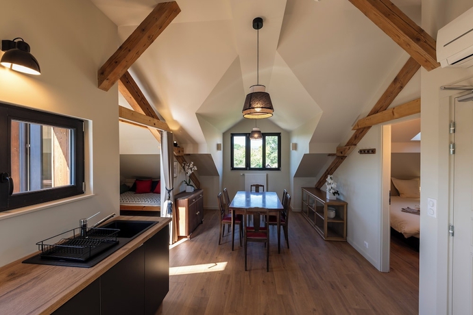 Imagen de la habitación del Hotel du Domaine Saint Loup. Foto 6