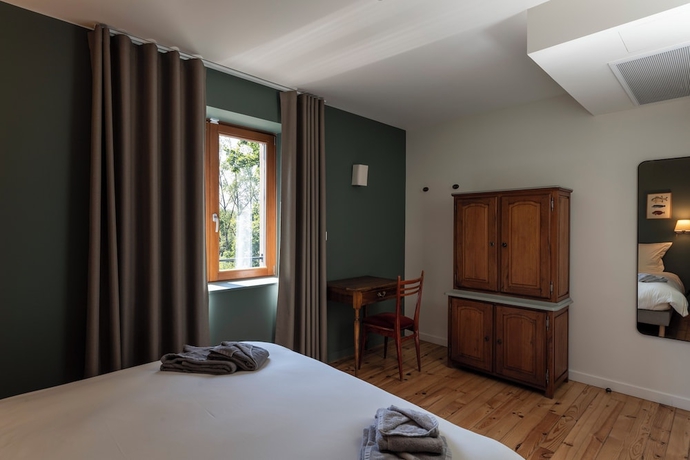 Imagen de la habitación del Hotel du Domaine Saint Loup. Foto 9