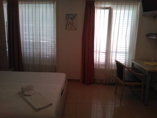 Imagen de la habitación del Hotel du Faucon. Foto 7