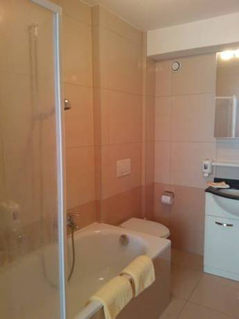 Imagen de la habitación del Hotel du Faucon. Foto 13