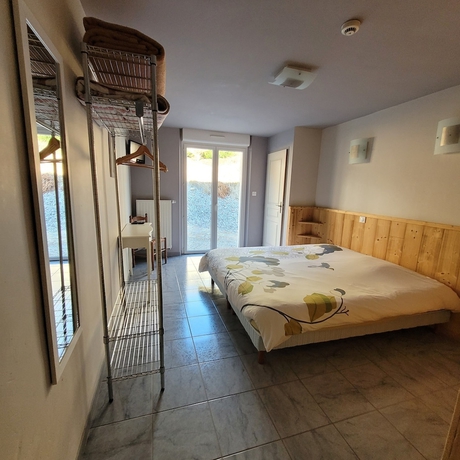 Imagen de la habitación del Hotel du lac des Corbeaux. Foto 3