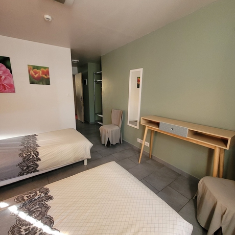 Imagen de la habitación del Hotel du lac des Corbeaux. Foto 5