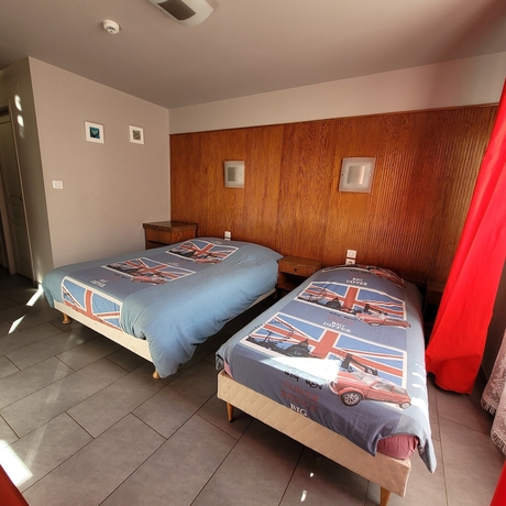 Imagen de la habitación del Hotel du lac des Corbeaux. Foto 8
