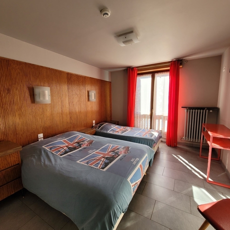Imagen de la habitación del Hotel du lac des Corbeaux. Foto 9