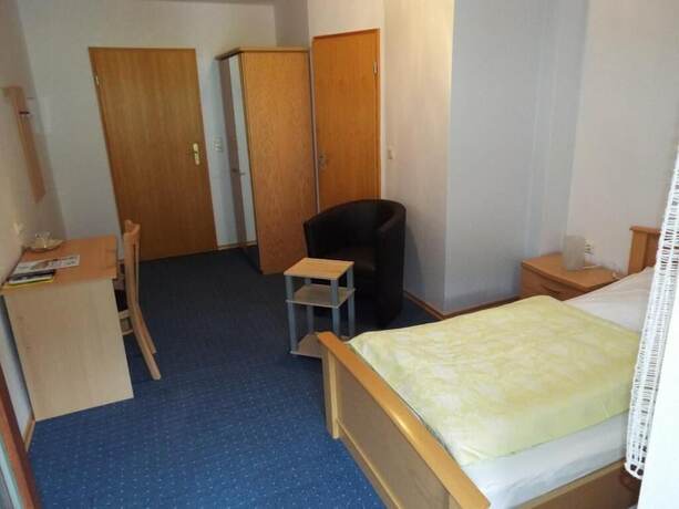 Imagen de la habitación del Hotel garni Zum Reinhartswald. Foto 18