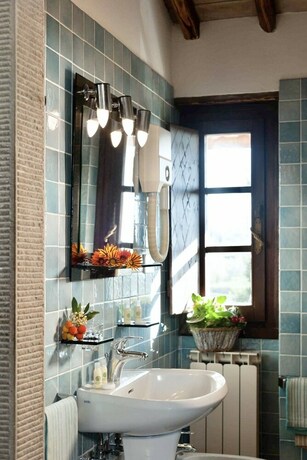 Imagen de la habitación del Hotel in San Donato Fronzano. Foto 16