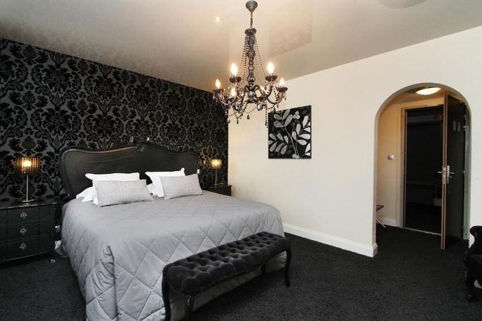 Imagen de la habitación del Hotel la R&eacute;serve, G&eacute;rardmer. Foto 7