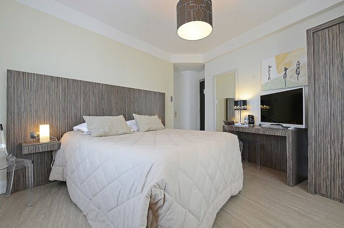 Imagen de la habitación del Hotel la R&eacute;serve, G&eacute;rardmer. Foto 14
