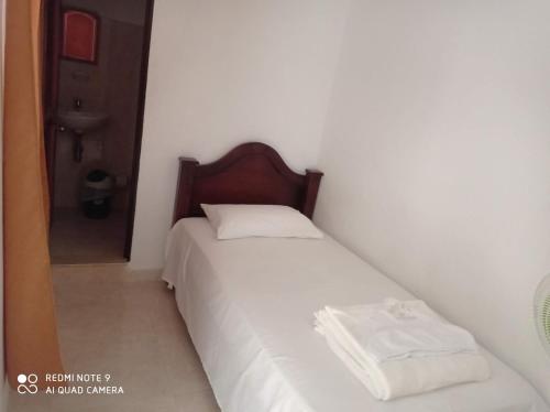 Imagen de la habitación del Hotel la Victoria. Foto 18