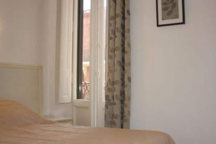 Imagen de la habitación del Hotel le 30 Etoiles. Foto 15
