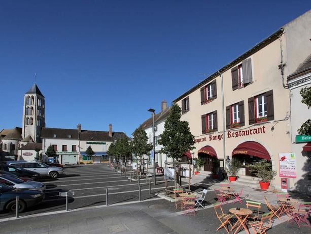 Imagen de los exteriores del Hotel le Chapeau Rouge. Foto 17