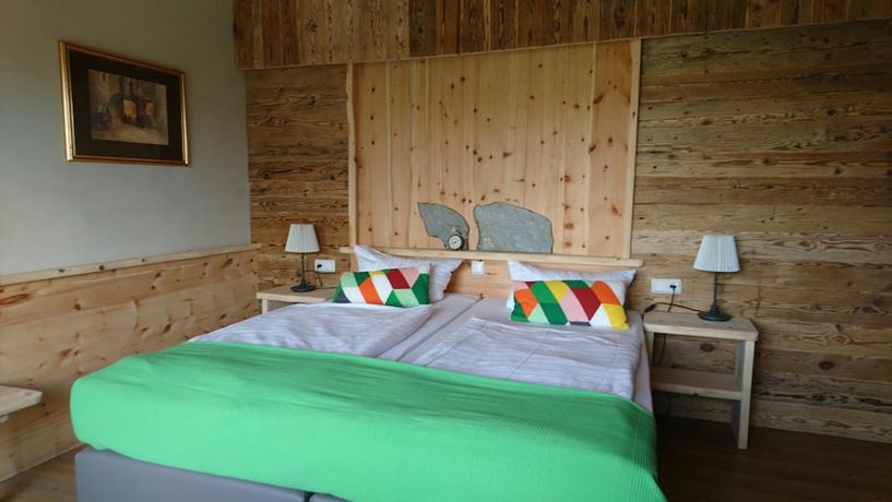 Imagen de la habitación del Hotel le Journal. Foto 4