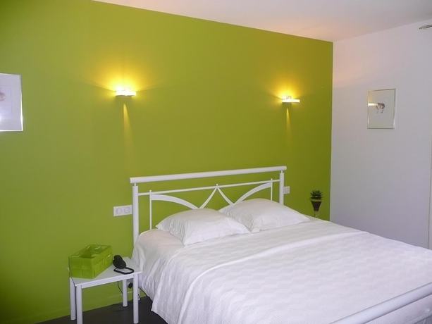 Imagen de la habitación del Hotel le Saint Aubin. Foto 16