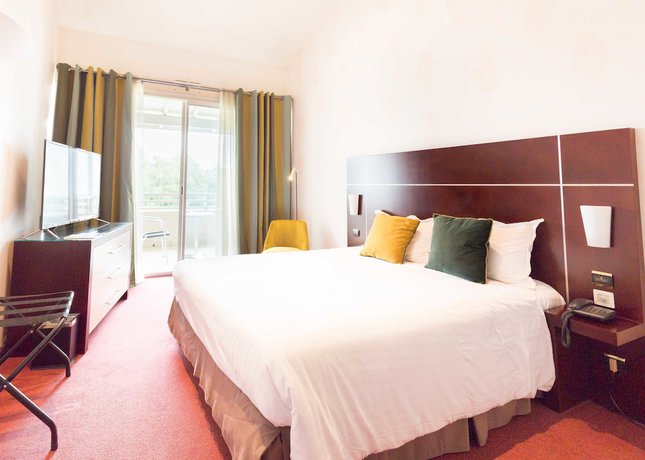 Imagen de la habitación del Hotel restaurant du Casino de Capvern. Foto 4