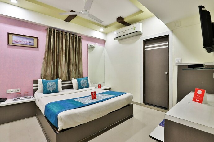 Imagen de la habitación del Hotel the grand pritam. Foto 5