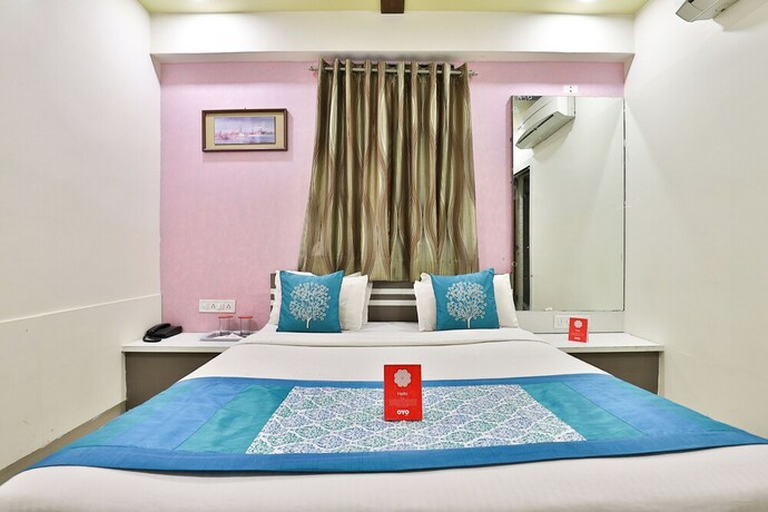 Imagen de la habitación del Hotel the grand pritam. Foto 7