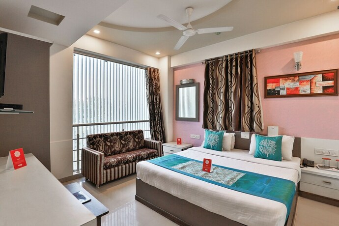 Imagen de la habitación del Hotel the grand pritam. Foto 8