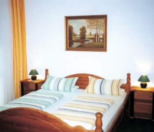 Imagen de la habitación del Hotel und Appartmenthaus Rheden. Foto 4