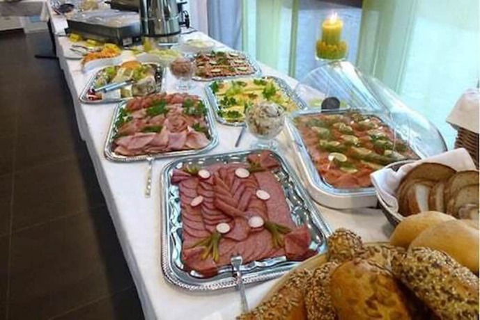 Imagen del bar/restaurante del Hotel und Café Paso. Foto 4