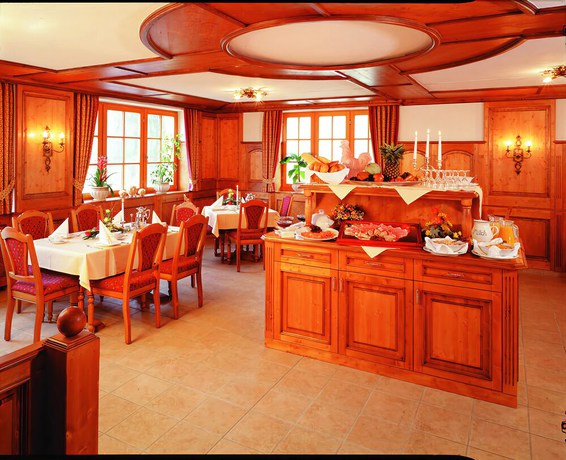 Imagen del bar/restaurante del Hotel und Gasthof Spessarttor. Foto 7