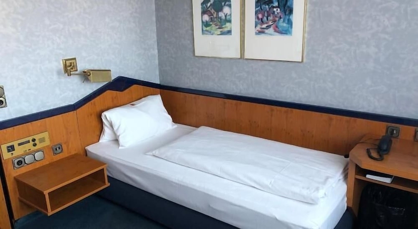 Imagen de la habitación del Hotel und Restaurant 9-enhof. Foto 5
