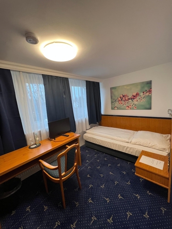 Imagen de la habitación del Hotel und Restaurant 9-enhof. Foto 6