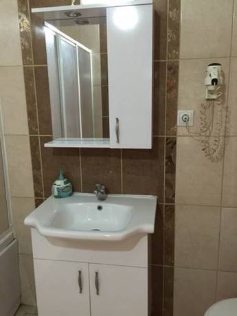 Imagen de la habitación del Hotel &uuml;nl&uuml;. Foto 4