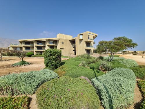 Imagen general del Hotel y Caba&ntilde;as Hornitos - Caja Los Andes. Foto 13